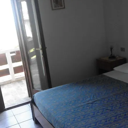 Гостевой дом Eremo Dei Poeti Мошано-Сант'Анджело